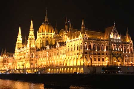 3 Nights in Budapest: My Wheelchair Accessible Vacation